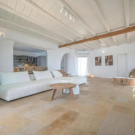 Holiday home Superb With Only 80 Meters Away From The Sea *