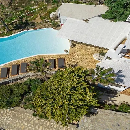 Holiday home Superb With Only 80 Meters Away From The Sea *