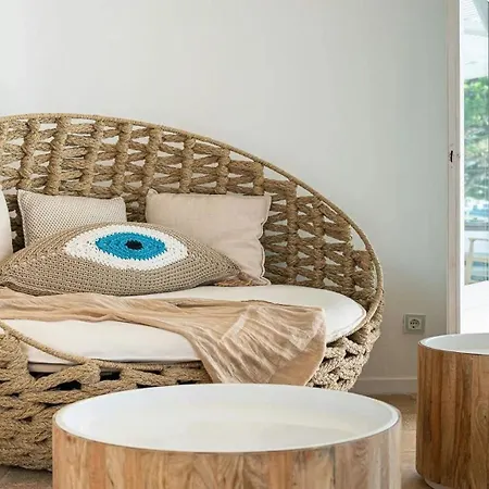 Superb With Only 80 Meters Away From The Sea Holiday home Ornos (Mykonos)